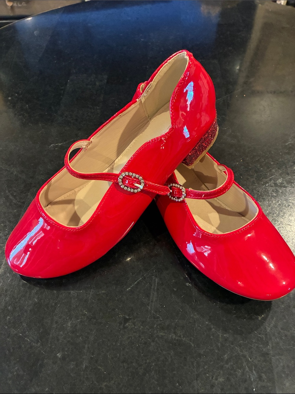 *NEW* Girls Red Patent Mary Jane Dress Shoes with Sparkle Buckle Sz 5 and Sz 2